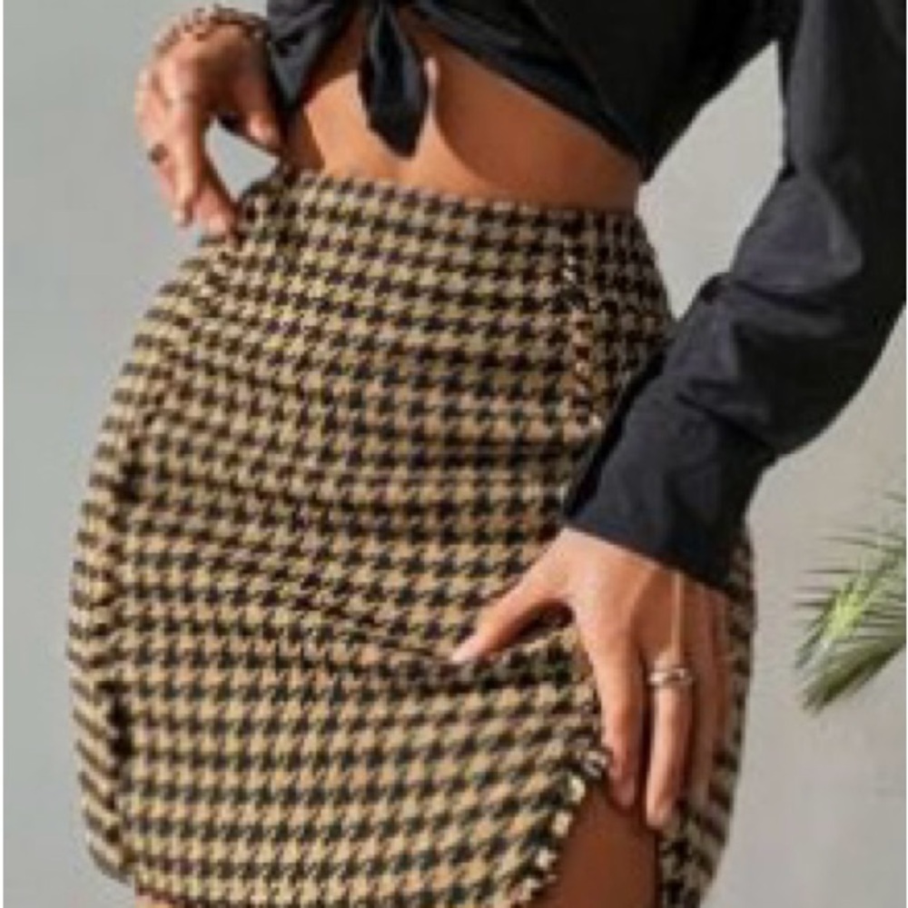 Stylish Houndstooth Mini Skirt